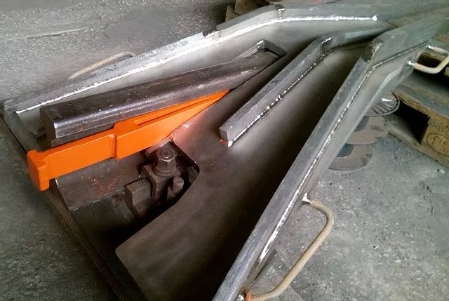 Башмак титановый накаточный сварной универсальный "лягушка" проект 495ТС